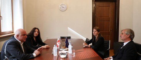 ირაკლი მეძმარიაშვილი იტალიის საფეხბურთო კლუბ „ინტერის“ სპორტულ დირექტორს შეხვდა