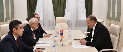 ირაკლი ჩიქოვანი სომხეთის რესპუბლიკის ელჩს საქართველოში აშოტ სმბატიანს შეხვდა