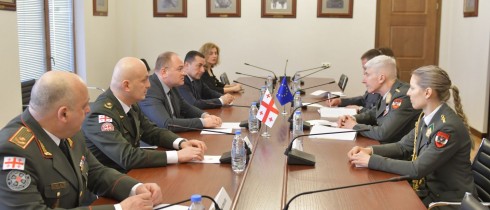 ირაკლი ბერაია ევროკავშირის სამხედრო კომიტეტის თავმჯდომარეს შეხვდა