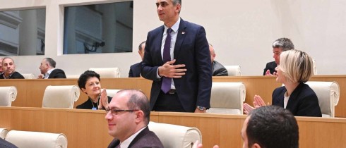 პარლამენტის თავმჯდომარის მოადგილედ გიორგი კახიანი აირჩიეს