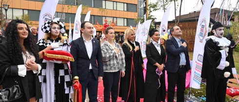 მარიამ ლაშხი და გიორგი ჩაკვეტაძე სკოლა „ახალი თაობის“ კამპუსების გახსნის ღონისძიებას დაესწრნენ