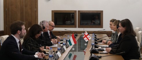 ნინო წილოსანი და მარიამ ლაშხი უნგრეთის ეროვნული ასამბლეის ვიცე-სპიკერს შეხვდნენ