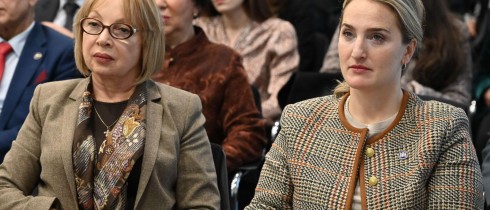 გიორგი ვოლსკი და მარიამ ლაშხი აფხაზეთის ავტონომიური რესპუბლიკის განათლებისა და კულტურის სამინისტროს 2025 წლის საქმიანობის ანგარიშის პრეზენტაციას დაესწრნენ