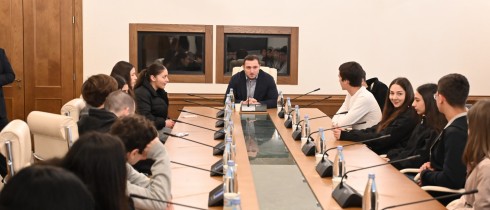 Varlam Liparteliani Met with Students of Tbilisi Public School No. 216 