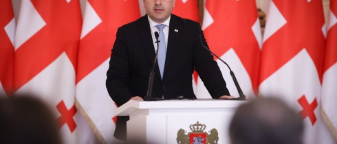 შალვა პაპუაშვილი: სამხედრო ფორმა მხოლოდ პროფესიის ნიშანი არ არის - ეს არის ქვეყნის წინაშე პასუხისმგებლობის სიმბოლო - დღევანდელი დაჯილდოება არის მადლიერების გამოხატულება იმ სამსახურისთვის, რომელსაც თქვენ ყოველდღიურად ასრულებთ