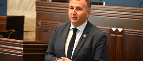 ირაკლი შატაკიშვილი გარდაბნის მუნიციპალიტეტის სოფელ საცხენისის საჯარო სკოლის მოსწავლეებს შეხვდა