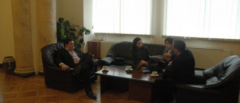 პარლამენტის წევრების, მაგდალინა ანიკაშვილის და ჩიორა თაქთაქიშვილის სამუშაო შეხვედრა საზოგადოებრივი მაუწყებლის გენერალურ დირექტორთან, ლევან ყუბანეიშვილთან და სამეურვეო საბჭოს თავმჯდომარესთან, ლევან გახელიძესთან