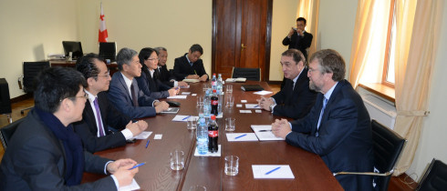 საპარლამენტო უმრავლესობის ლიდერი, საქართველოს პარლამენტის ჩინეთთან მეგობრობის ჯგუფის ხელმძღვანელი, დავით საგანელიძე ჩინური კომპანია CNTIC-ის წარმომადგენლებს შეხვდა