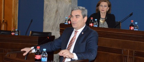 აგრარულ საკითხთა კომიტეტის თავმჯდომარე გიგლა აგულაშვილი პარლამენტის სტაჟიორებს შეხვდა