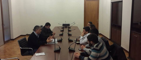რეგიონული პოლიტიკის და თვითმმართველობის კომიტეტის თავმჯდომარე ერეკლე ტრიპოლსკი პროექტის „მოქალაქე-სტუდენტები თვითმმართველობაში“ მონაწილე სტუდენტებს შეხვდა