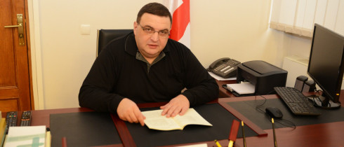 გუბაზ სანიკიძე საქართველოს პარლამენტის თავმჯდომარის მოადგილის თანამდებობაზე  აირჩიეს