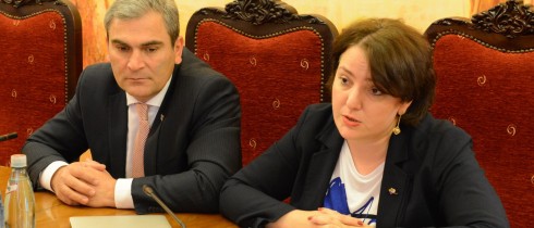 თინათინ ხიდაშელი და გიგლა აგულაშვილი საქართველოში შვეიცარიის ელჩს, გიუნტერ ბეხლერს შეხვდნენ