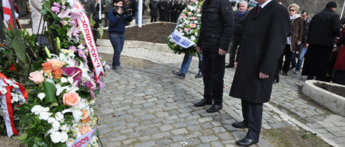 The Vice-Speaker, Zviad Dzidziguri and the Chair of Defense and Security Committee, Irakli Sesiashvili laid the wreath on the Memorial to the Cadets deceased on February 25, 1921