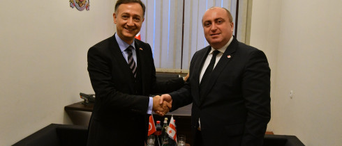 არჩილ ხაბაძემ თურქეთის რესპუბლიკის საგანგებო და სრულუფლებიან ელჩთან გამოსამშვიდობებელი შეხვედრა გამართა