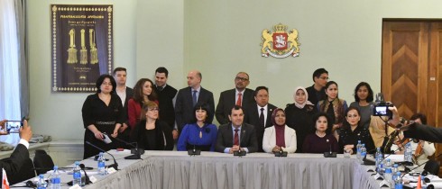 ზაზა ხუციშვილის შეხვედრა ინდონეზიის რესპუბლიკის პარლამენტის დელეგაციის წევრებთან