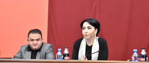 ეკა ბესელიამ და გედევან ფოფხაძემ მართლმსაჯულების რეფორმასთან დაკავშირებით არასამთავრობო ორგანიზაციების წარმომადგენლებთან ერთად იმსჯელეს