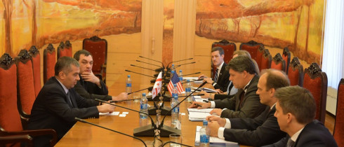 დავით ბაქრაძე და გიორგი ბოკერია USAID-ის დირექტორის მოადგილეს შეხვდნენ