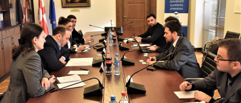 ლევან გოგიჩაიშვილი იურიდიულ საკითხთა კომიტეტის სახელით, ეუთოს დემოკრატიული ინსტიტუტებისა და ადამიანის უფლებათა ოფისის წარმომადგენლებს შეხვდა