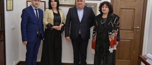 ზვიად კვაჭანტირაძე დიასპორული საინფორმაციო პორტალის დამფუძნებელს შეხვდა